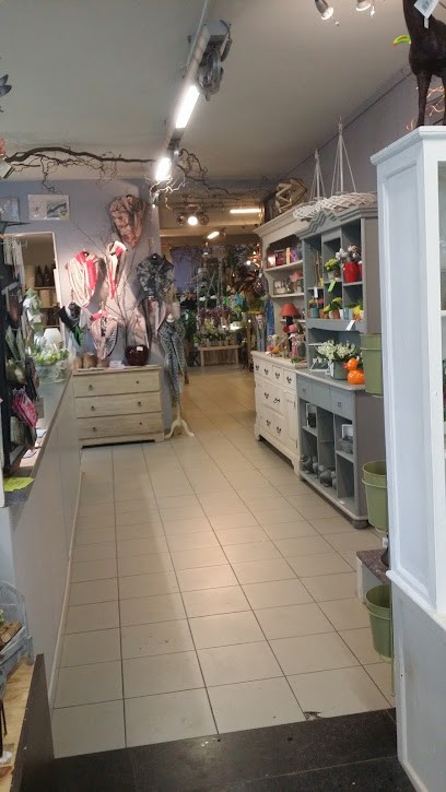 Helena's Flores, Fleuriste à Florenville